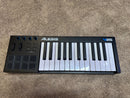 Contrôleur de Clavier USB/MIDI Alesis V25 - 25 Touches (D'OCCASION)
