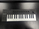 Native Instruments KOMPLETE KONTROL M32 Micro Keyboard (USED)