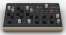 Waldorf CREMA - Synthétiseur polyphonique compact de cordes et nappes